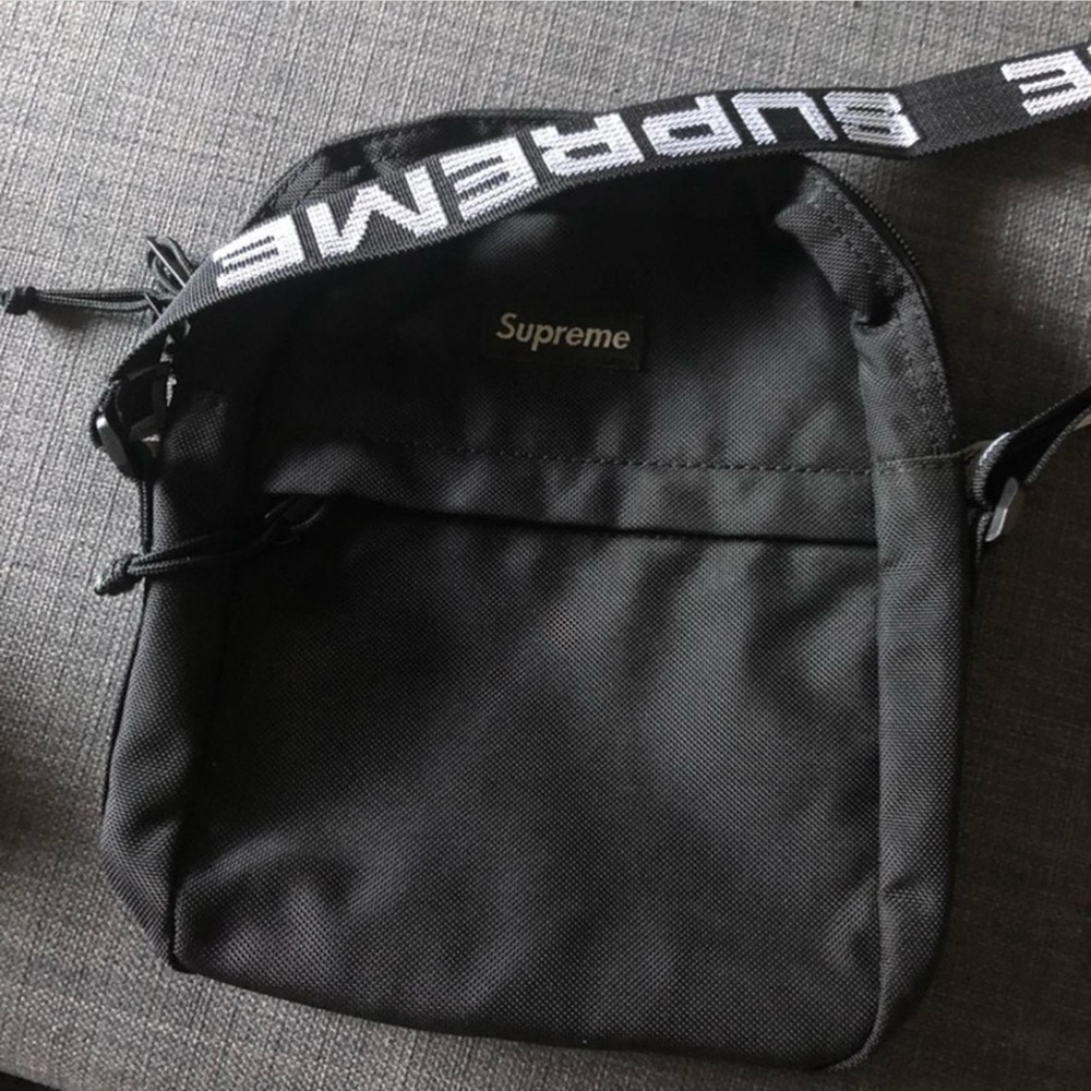 Supreme side Bag